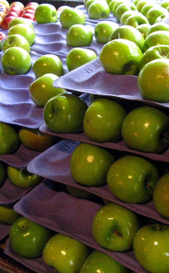 grüne Äpfel, Lebensmittelgeschäft, Geschäft