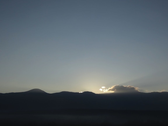 kabut pagi, pegunungan, matahari terbit, awan, sinar, langit, musim panas, siluet