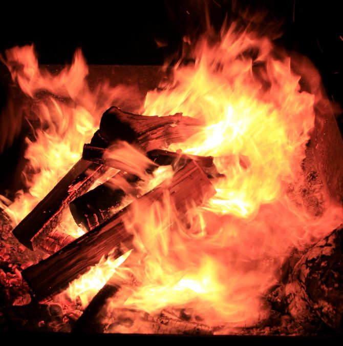 rojo, caliente fuego, la noche, las llamas