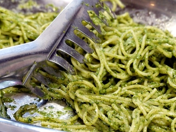 green pasta noodles