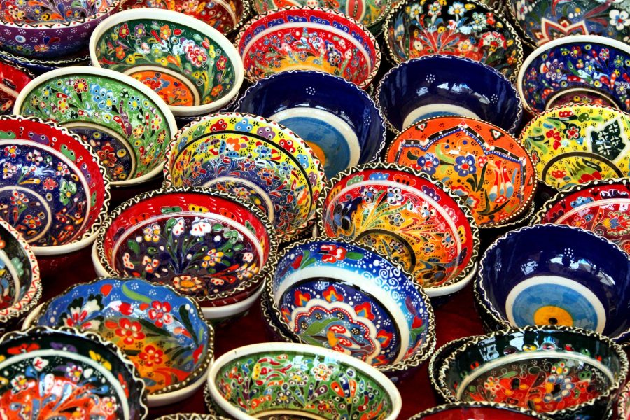 warna-warni mangkuk Turki