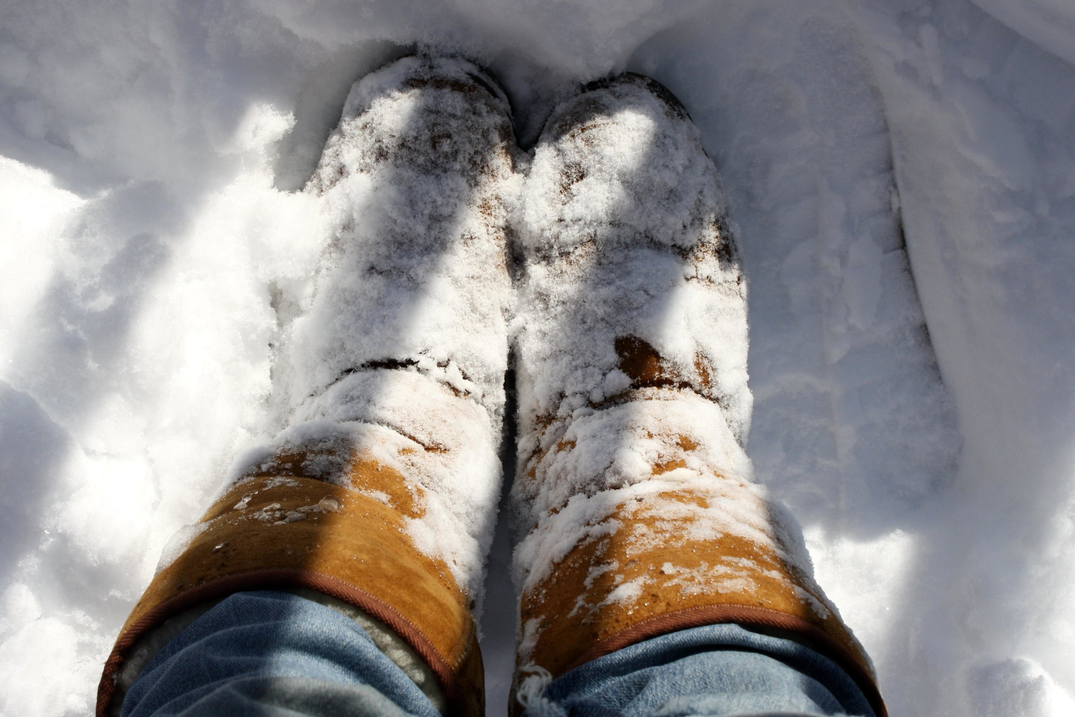 Снег обувь