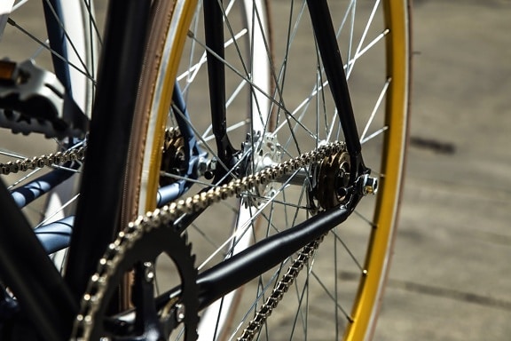 bicyclette, pignon, chaîne, rayons, pneus, roues