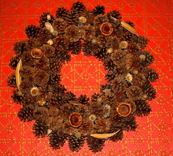 guirnalda de pino, hecho a mano, decoración de Navidad