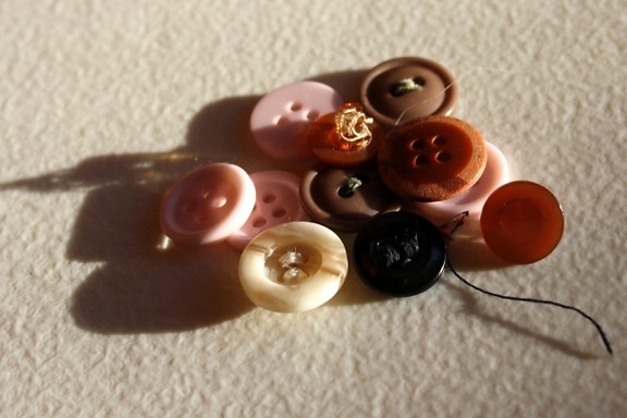 colorido, botones de costura