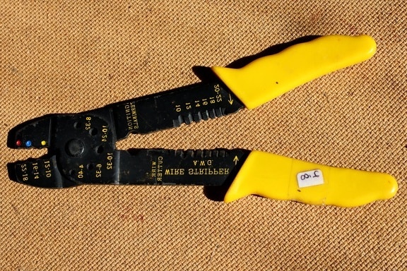 wire pliers, electrical pliers