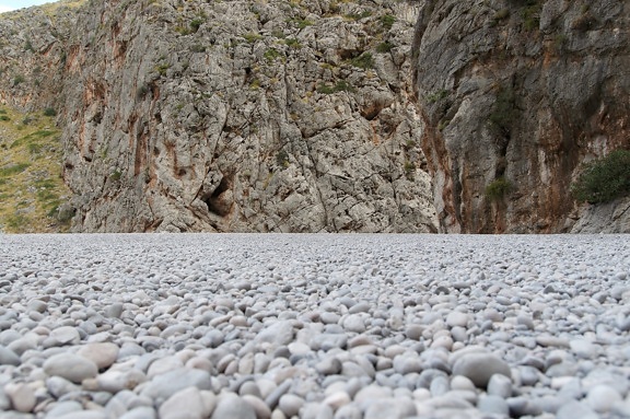 kivi, rannalla, kalliot