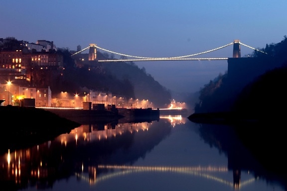 Most, noc, visutý most, řeka, světla, centrum města