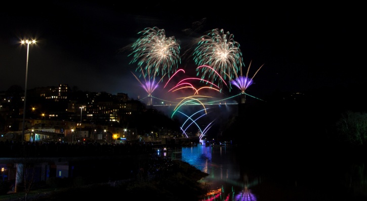 Neujahr, Feier, Nacht, Brücke, Fluss, Feuerwerk
