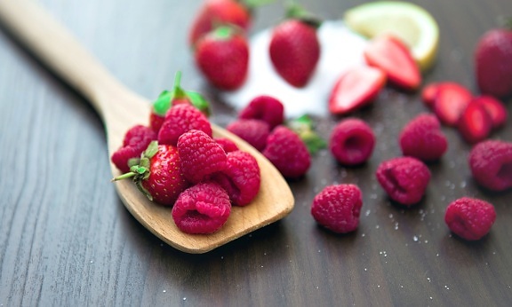 fruit, strawberry, sweet, tasty, vitamins, wooden spoon