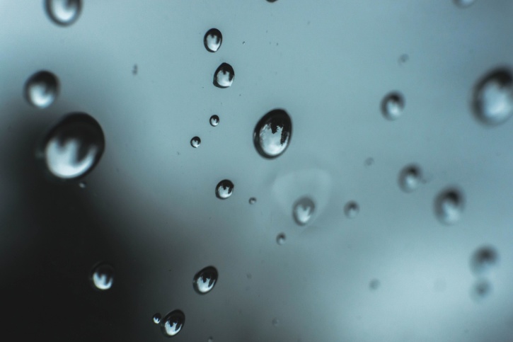 Чистая вода, дождь, отражение, капли воды, стекло, окна, жидкости