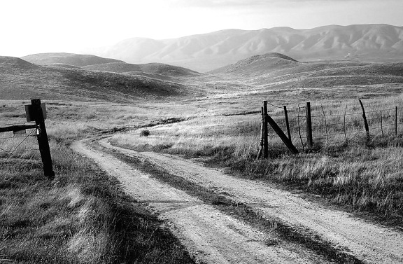 road, farm, fence, field, grass, hills, mountains