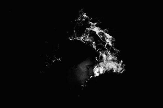 el hombre, la oscuridad, persona, silueta, humo
