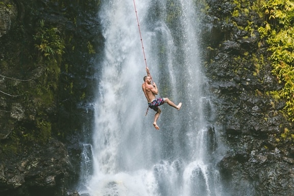 човек, водопад, лято, тръпката, пътуване, дървета, ваканция, вода, скок