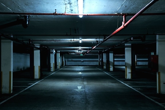 parkeringsplats, mörka, tomma
