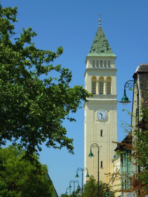 Gereja menara jam, langit, bangunan, pohon, arsitektur