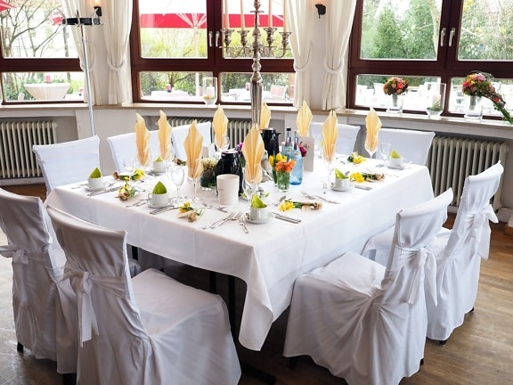 sala de jantar mesa festiva, interior, mesa, velas, celebração, cadeira