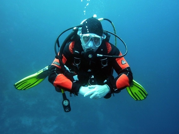 sea, underwater, water, deep, diver