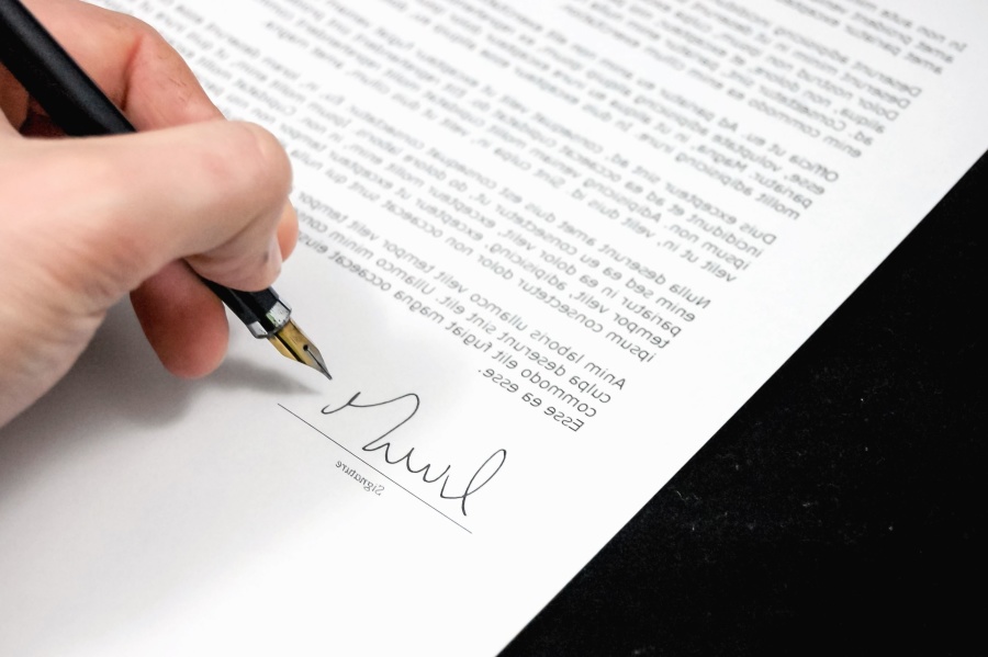 znak, umowy, firmy, biznesmen, dokument, podpis, tekstu, pisanie