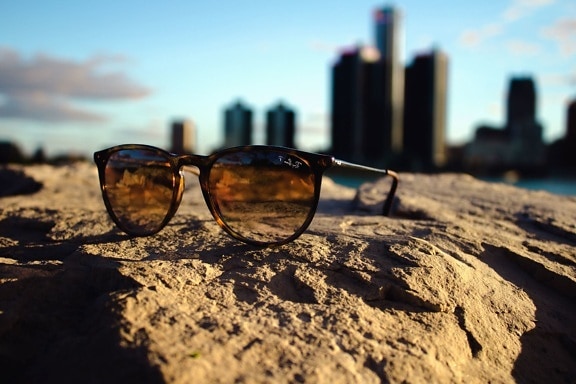 glasses, sun, sunglasses, eyeglasses, sky, sand, sea, building, architecture