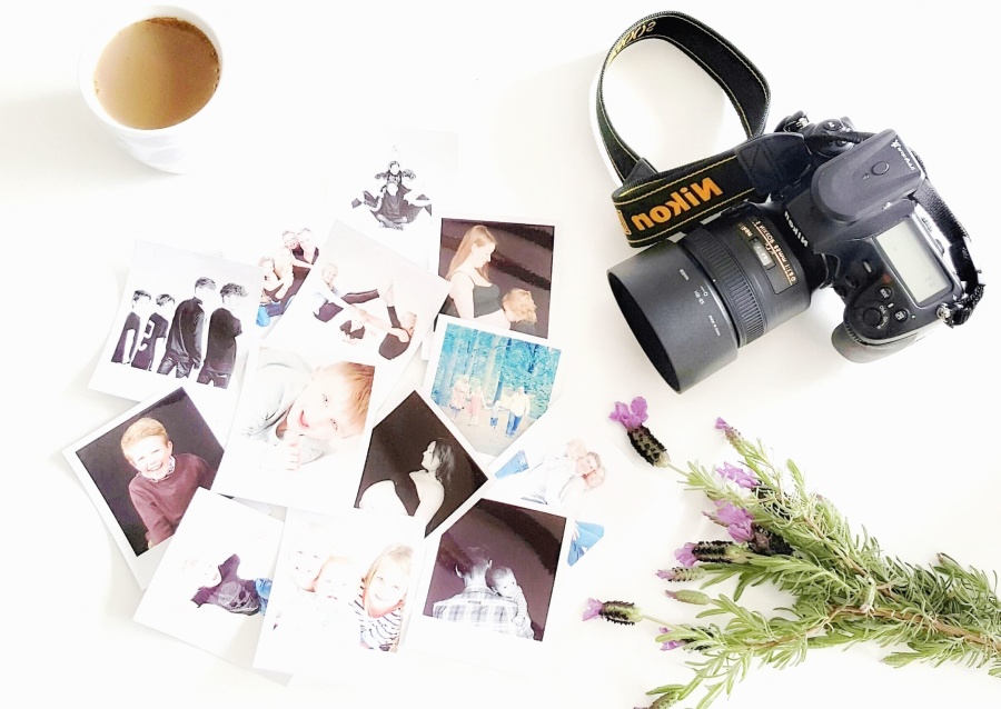Foto fotocamera, immagine, pianta, tazza di caffè, fiori