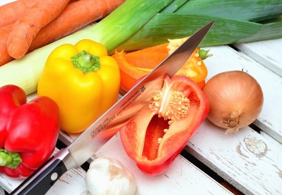 garlic, onion, knife, vegetable, table, food, carrot