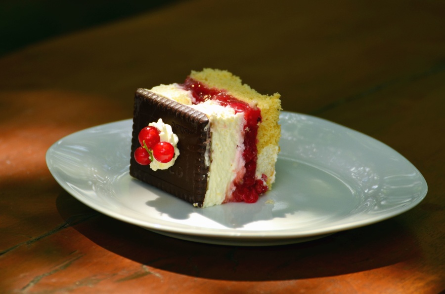 cake, dessert, raspberry, chocolate, decoration, sweet