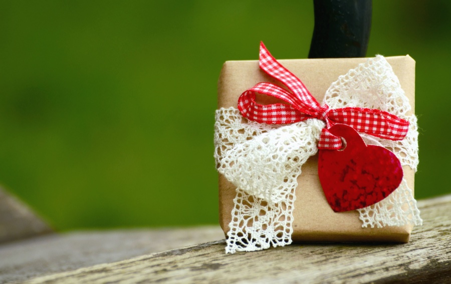 gift, heart, ribbon, wood, table