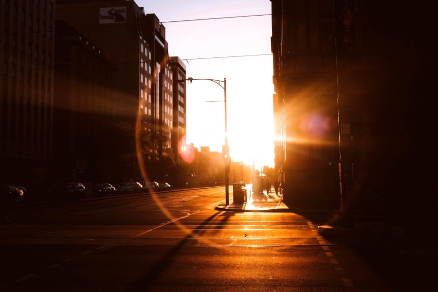 morgen, gade, by, solens stråler