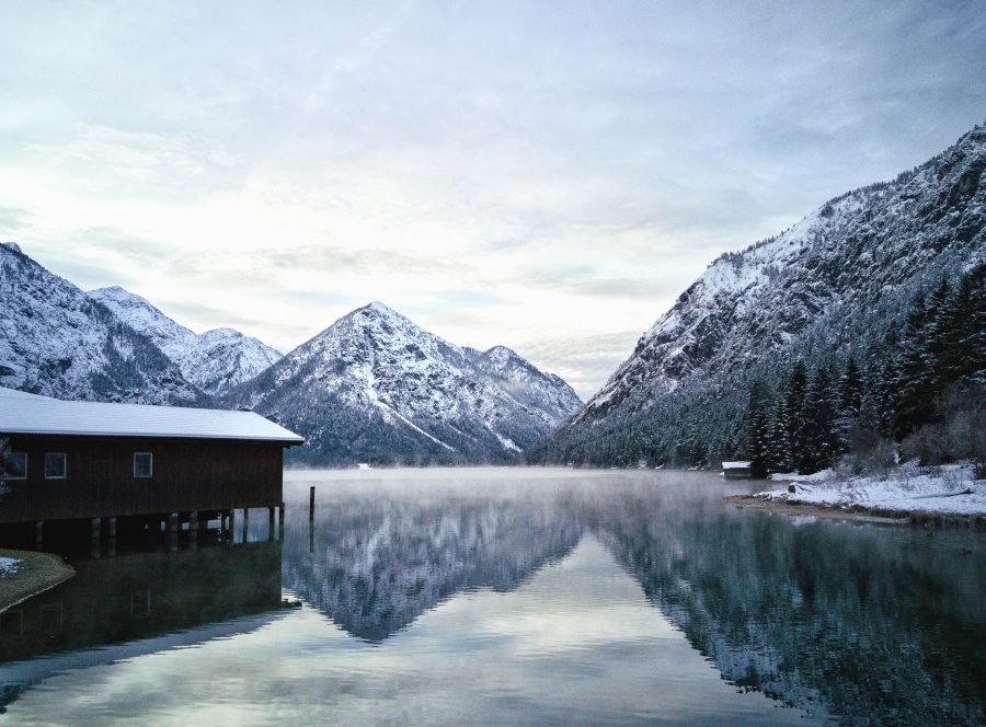 Maison, lac, côte, eau, neige, hiver, réflexion