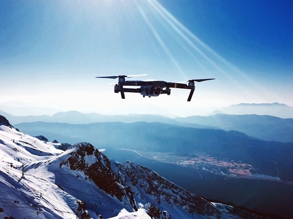 Drone, avion, vol, ciel, montagne, vallée, neige