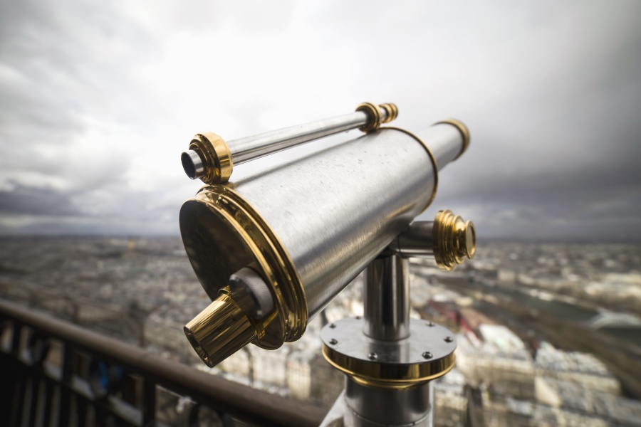 telescópio, lente, olhando, metal, vedação, cidade, nublada