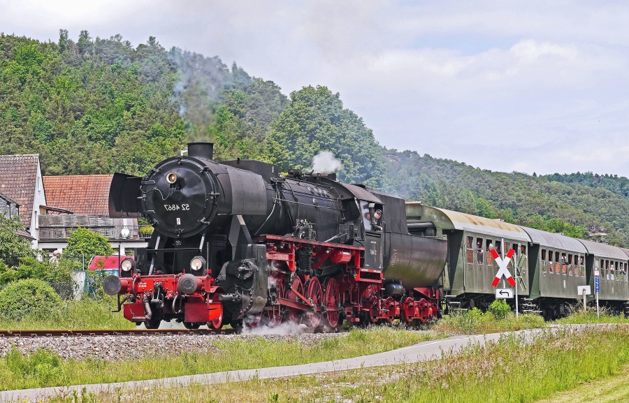 locomotive, vehicle, steam, smoke, passenger, hill, house, railroad