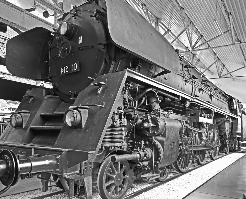 Locomotora, motor de vapor, metal, vehículo, museo