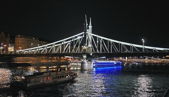мост, река, нощ, отражение, град, лодка, Туризъм, пътуване, осветление