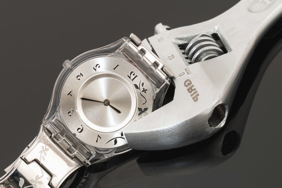 wristwatch, screwdriver, steel, clock, minute, time, chrome