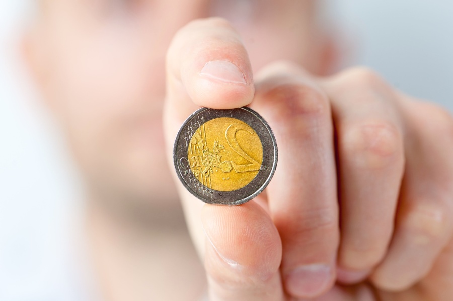 metall mynt, penger, valuta, hånd, business, finger, finans, økonomi