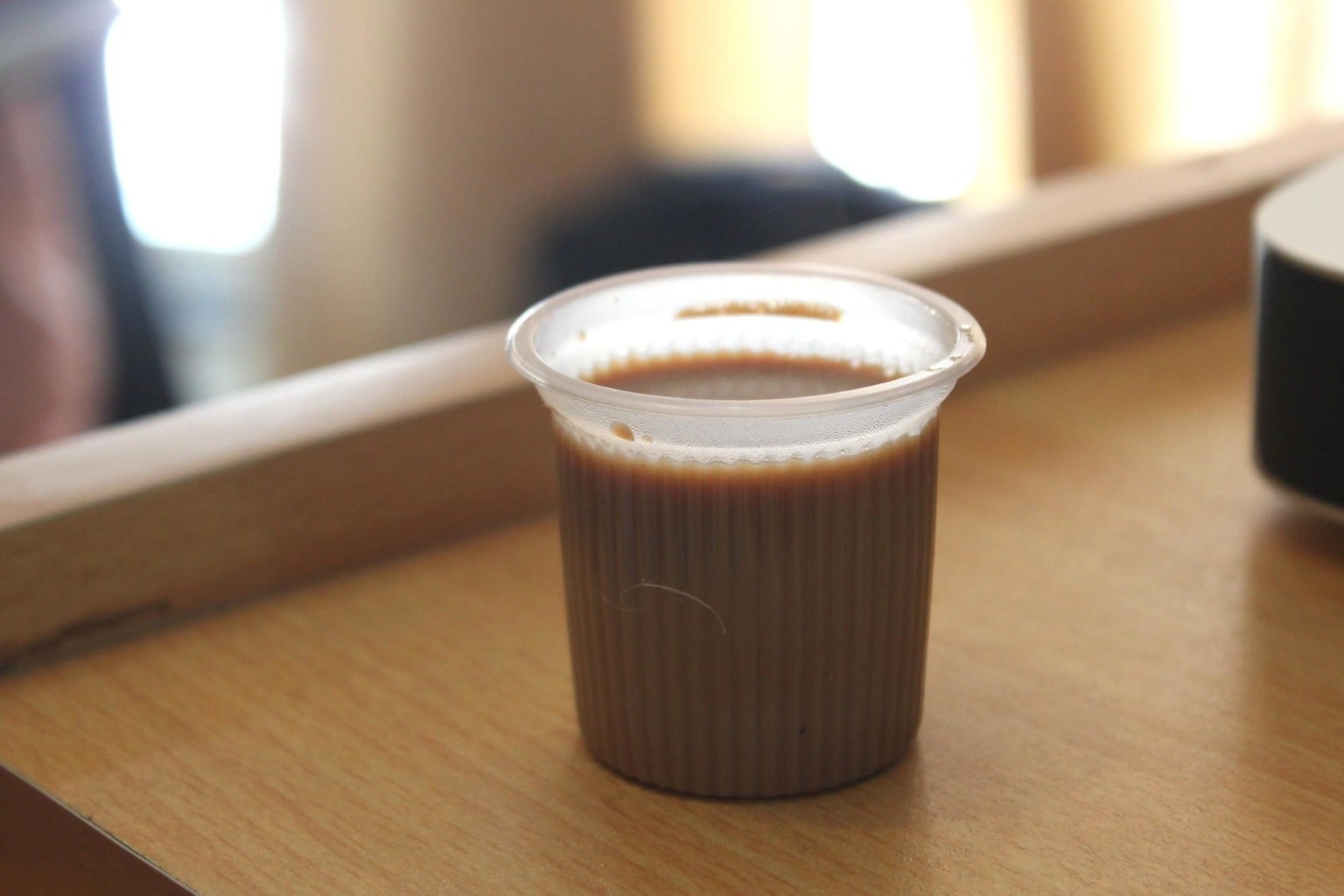 Какао кофеин. Cappuccino Plastic Cup. Cappuccino in a Plastic Cup. Cappuccino milksheic Plastic Cup. Coffee in Plastic Cup.