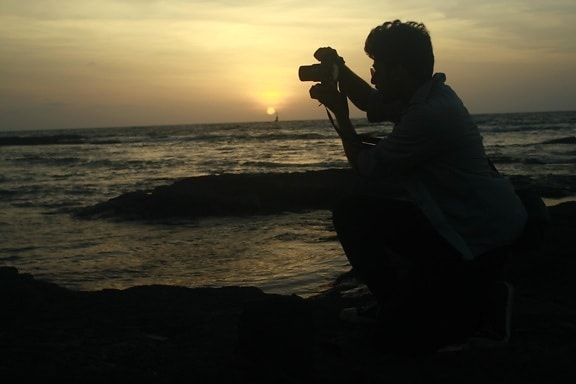fotografer, matahari terbenam, laut, matahari, silhouette, langit, gelap