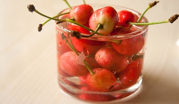 น้ำผลไม้ เชอร์รี่ ผลไม้ หวาน อาหาร สด ของหวาน อาหาร วิตามิน