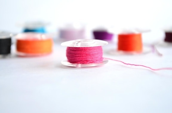 Швейні нитки, колір, об'єкт