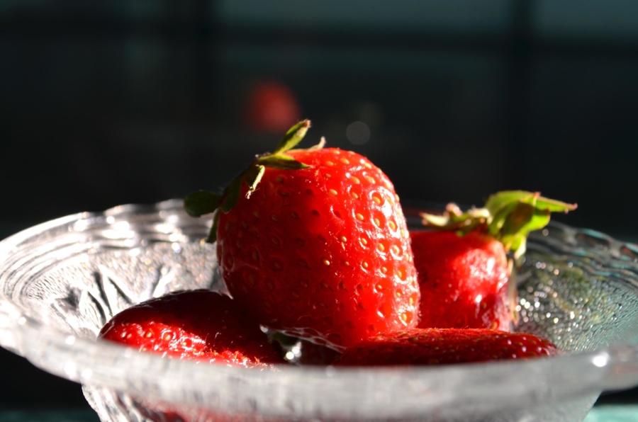 strawberry, bowl, fruit, berry, food, diet, sweet, dessert