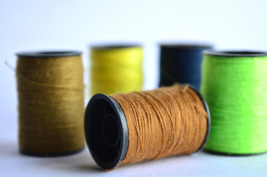 ミシン糸、オブジェクト、縫製、ブラウン、グリーン、ブルー