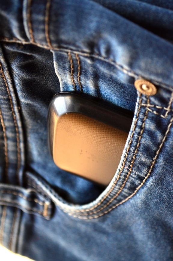 джинси, кишені, мобільний телефон, текстиль