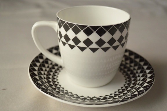 porcelain, cup, saucer, container, tableware, mug, crockery, ceramics