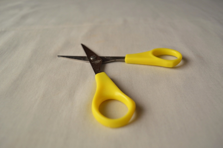 κίτρινο, ψαλίδι, αντικείμενο, εργαλείο χεριού, μέταλλο, πλαστικό