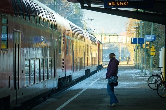 Bahnhof, Zug, Passagier