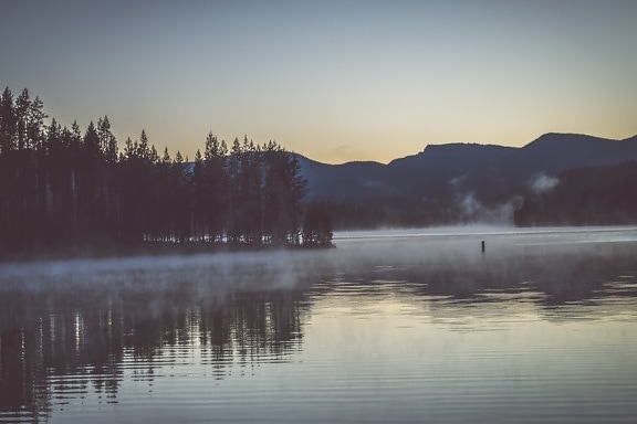 ceaţă, lac, apa, zori, peisaj, zăpadă, reflecţie, ceaţă, mal, pe malul lacului