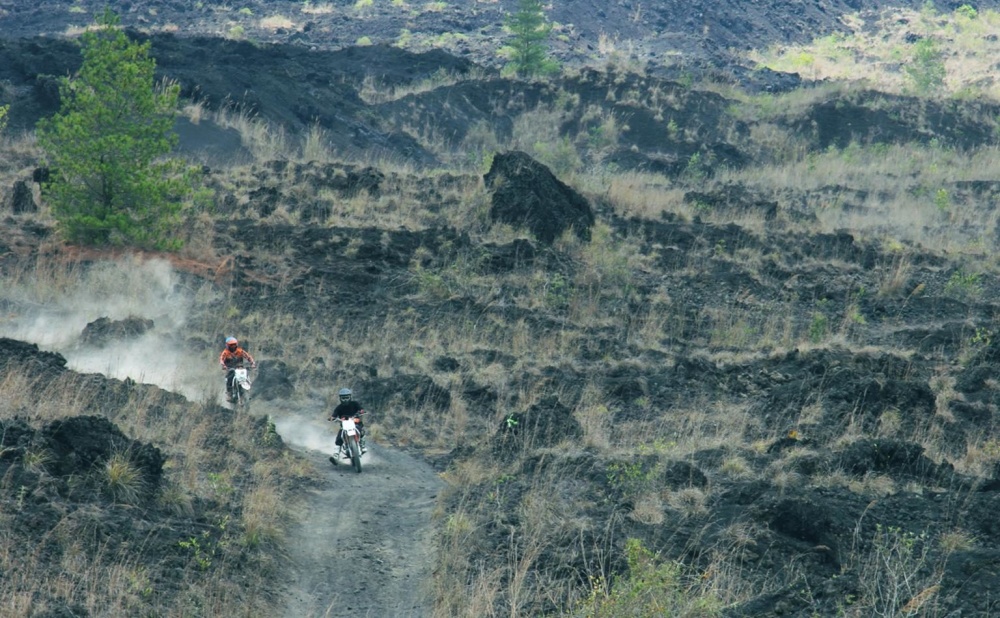Motocicletta, motocicletta, razza, sport, trasporto, paesaggio, montagna, valle