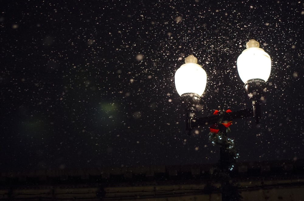 lampa, noć, snijeg, pahuljice